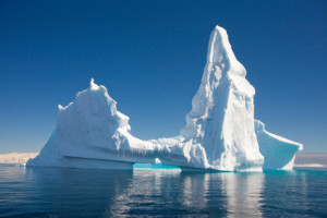 Schmilzender Eisberg deutet auf Klimaveränderung hin